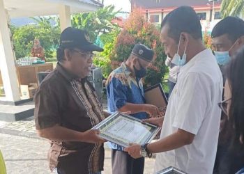 Kepala Dinas TPHP Banggai Lepas Tujuh ASN Penyuluh Pertanian Yang Purna Tugas