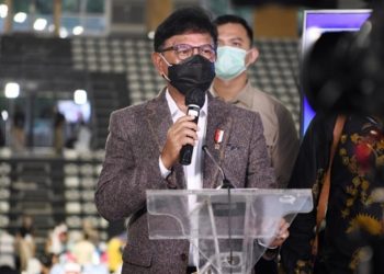 Tinjau Vaksinasi Covid-19 Tahap Dua, Menkominfo Harapkan Awak Media Kerja Lebih Efektif di Garis Depan