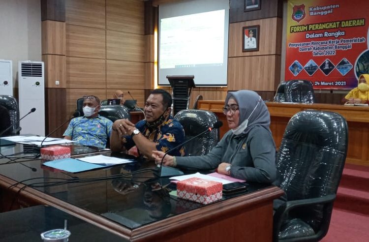 Wakil Ketua DPRD Kabupaten Banggai Batia Sisilia Hadjar