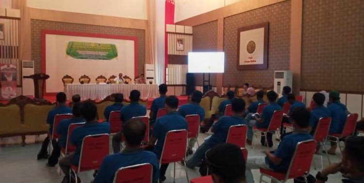 Dinas Tanaman Pangan Hortikultura dan Perkebunan Kabupaten Banggai menggelar pelatihan untuk penyuluh swadaya pada program Integrated Participatory Development and Management Irrigation Program (IPDMIP) tahun 2021.
