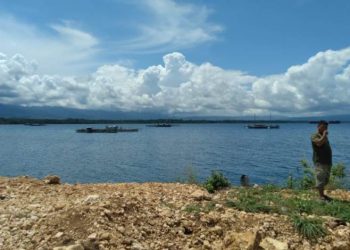 Nelayan Masama Terancam Hilir Mudik Tongkang Angkut Material Tambang