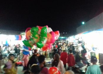 Membludak, Pengunjung Pasar Malam Tidak Terbendung