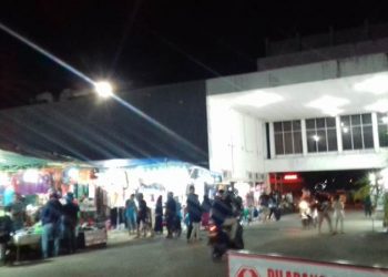 Jelang Lebaran Pusat Perbelanjaan di Luwuk Mulai Ramai