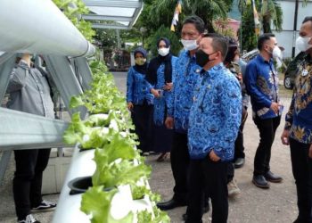 Badan Ketapang Paparkan Program Pangan Lestari Dihadapan Bupati Amirudin