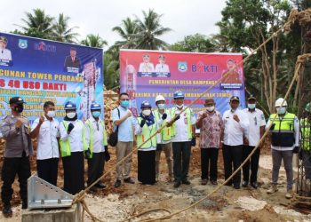 Bupati Bangkep Rais D Adam Resmikan Pemasangan Tower perdana BTS 4G Secara Simbolis
