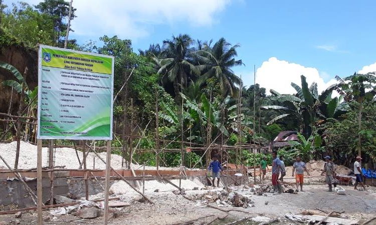 Dinas Ketahanan Pangan Kabupaten Banggai Kepulauan membangun lumbung pangan untuk masyarakat di Desa Gansal, Kecamatan Tinangkung Selatan