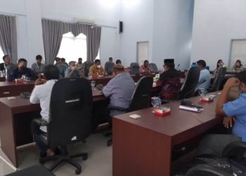 Komisi III DPRD Bacakan Keputusan Hasil RDP Soal Kemelut PDAM