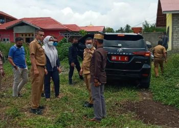 Prihatin Kondisi Kantor Desa Awu, Bupati Akan Panggil Kepala Dinas PMD