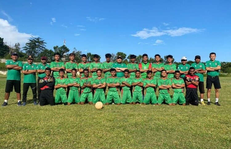 Asosiasi Kabupaten (Askab) Persatuan Sepak Bola Seluruh Indonesia (PSSI) Kabupaten Banggai merilis daftar nama pemain sepak bola yang akan masuk dalam skuad Kabupaten Banggai pada ajang Porprov mendatang, pada Minggu (13/3/2022)