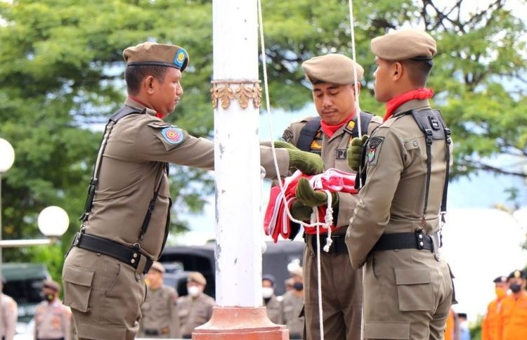 Pemerintah daerah Kabupaten Banggai menggelar upacara peringatan Hari Kebangkitan Nasional (Harkitnas) yang ke-114 di pelataran Kantor Bupati Banggai, Kelurahan Tombang Permai, Kecamatan Luwuk Selatan, pada Jumat (20/5/2022).