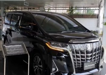 Pemda Banggai Anggarkan Pembelian Mobil Dinas Alphard Seharga Rp1,6 Miliar
