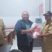 NasDem Serahkan Bendera Merah Putih ke Kesbangpol Banggai