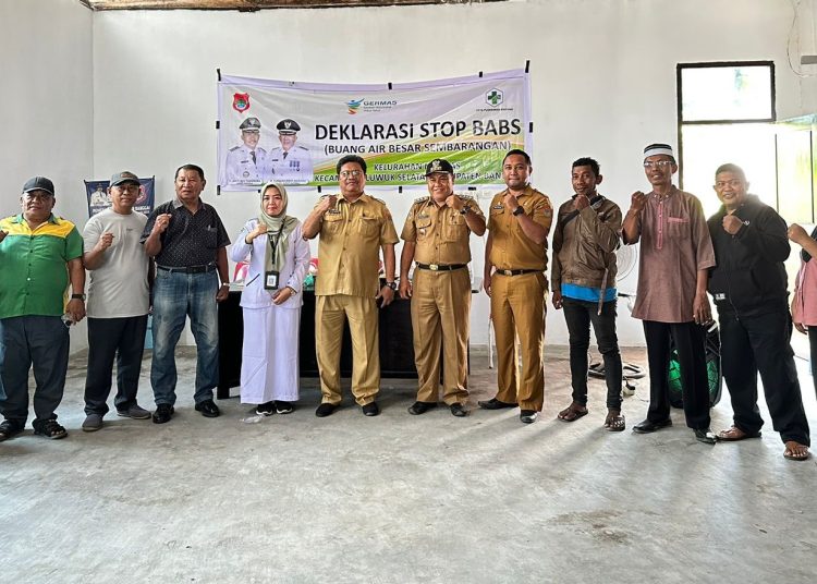 Deklarasi stop BABS di Kelurahan Maahas, Kecamatan Luwuk Selatan, Kabupaten Banggai, pada Selasa 7 November 2023.