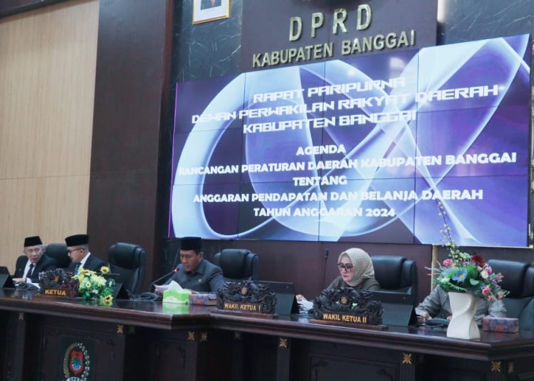 DPRD Banggai menggelar sidang paripurna penetapan Perda APBD Tahun 2024