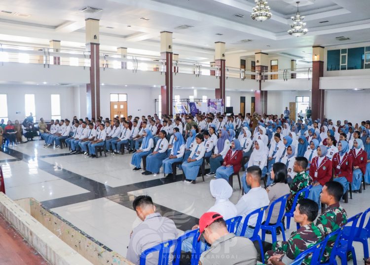 Siswa yang mengikuti seleksi Paskibraka yang dilaksanakan oleh Kesbangpol Kabupaten Banggai