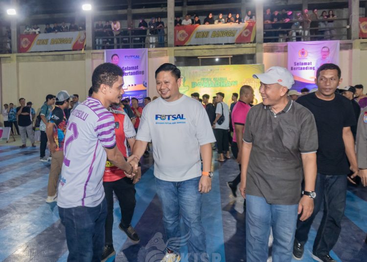 Ketua AFKAB Banggai Lesmana Kulab membuka secara resmi turnamet futsal Skansal Ramadhan Cup II Tahun 2024.