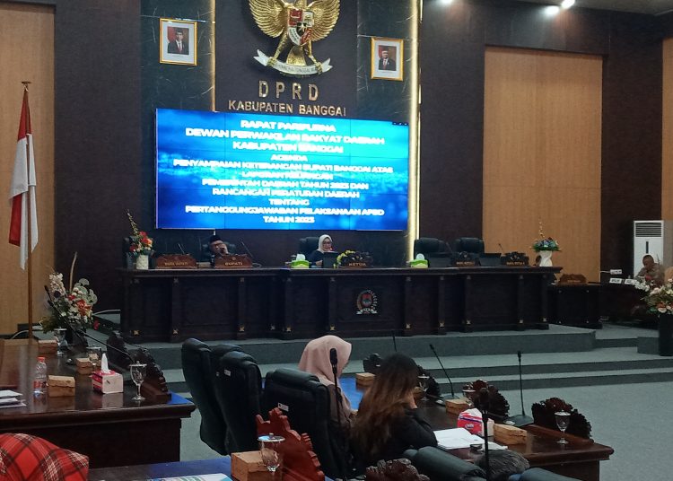 DPRD Kabupaten Banggai menggelar sidang paripurna atas penyampaian LKPD tahun 2023, Kamis (20/6/2024)