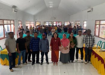 Kadis Koperasi dan UKM Banggai Hadiri RAT Kopkar TKBM Teluk Lalong