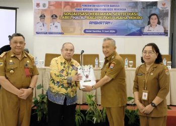 Buka Sosialisasi Sertifikasi Halal, Wabup Furqanuddin Masulili Apresiasi Dinkop dan UKM Banggai