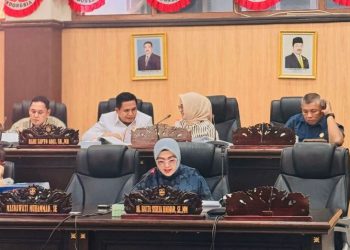 Batia Sisilia Minta Pemda Banggai Siapkan Bus Sekolah Untuk Yang Jauh Dari Satuan Pendidikan