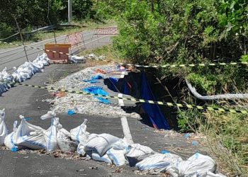 Pengalihan Jalan Yang Dilakukan Oleh PT. PAU Mengancam Keselamatan Penguna Jalan